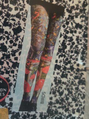 Marie Antoilette tights size 4 New PLUS SIZED